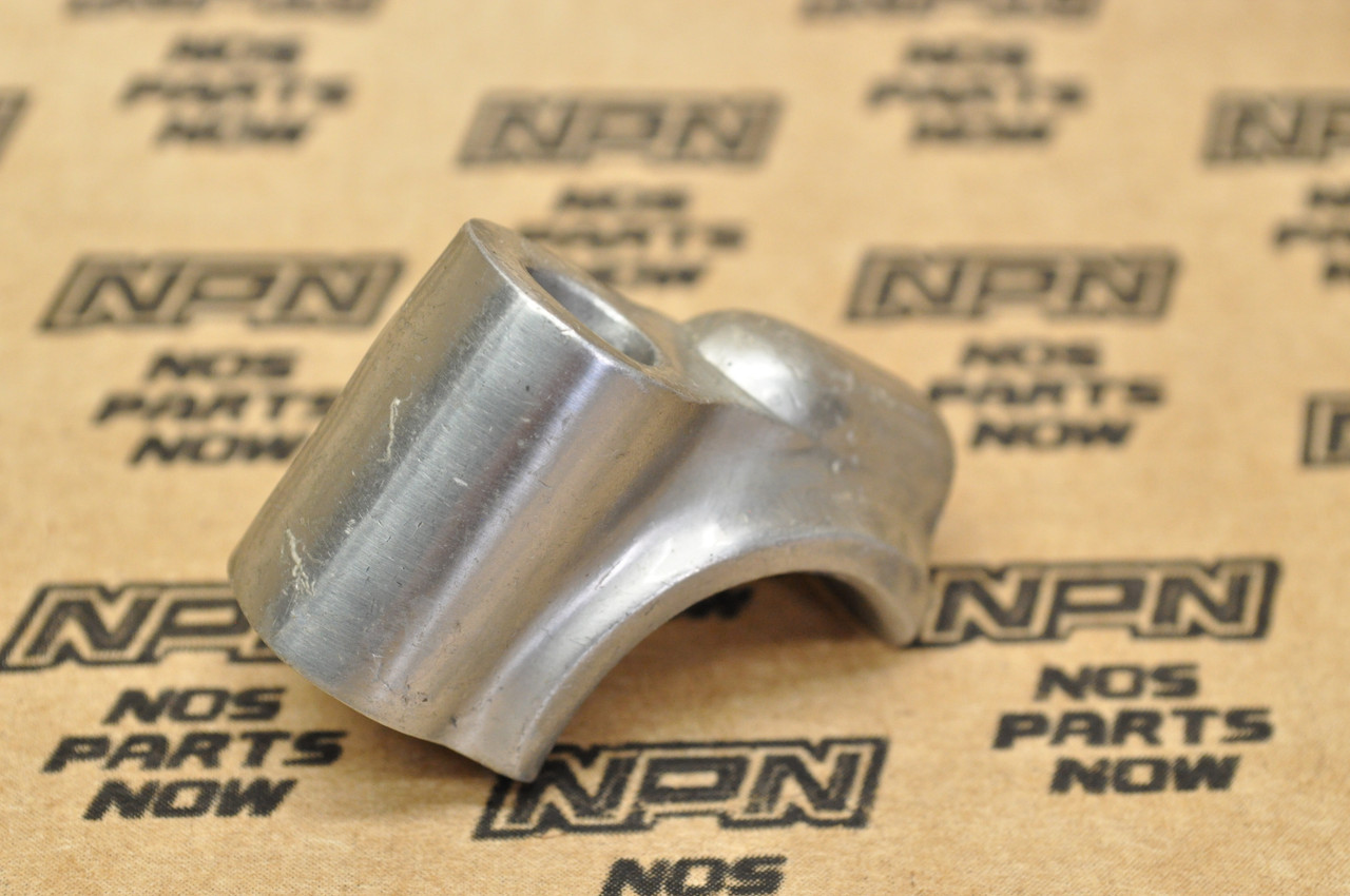 NOS Honda CA95 CA72 CA77 Lower Mirror Bracket 88132-257-810