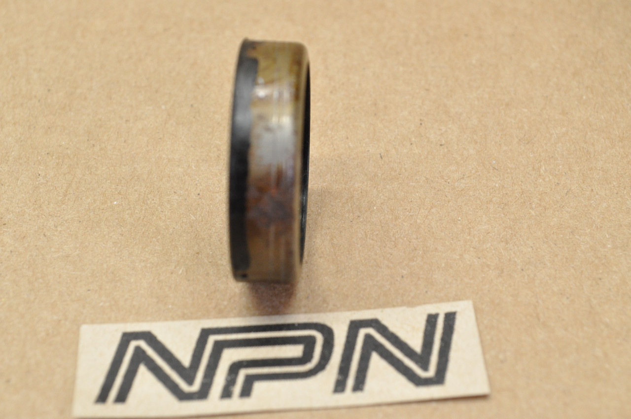 NOS Honda CB175 CL175 SL175 XL175 Clutch Adjuster Oil Seal 20x26x8 91205-222-005
