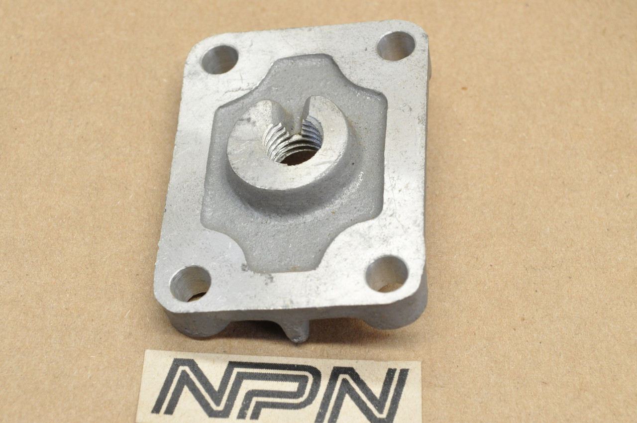 NOS Honda Sport 90 S90 Oil Strainer Cover 15416-028-000