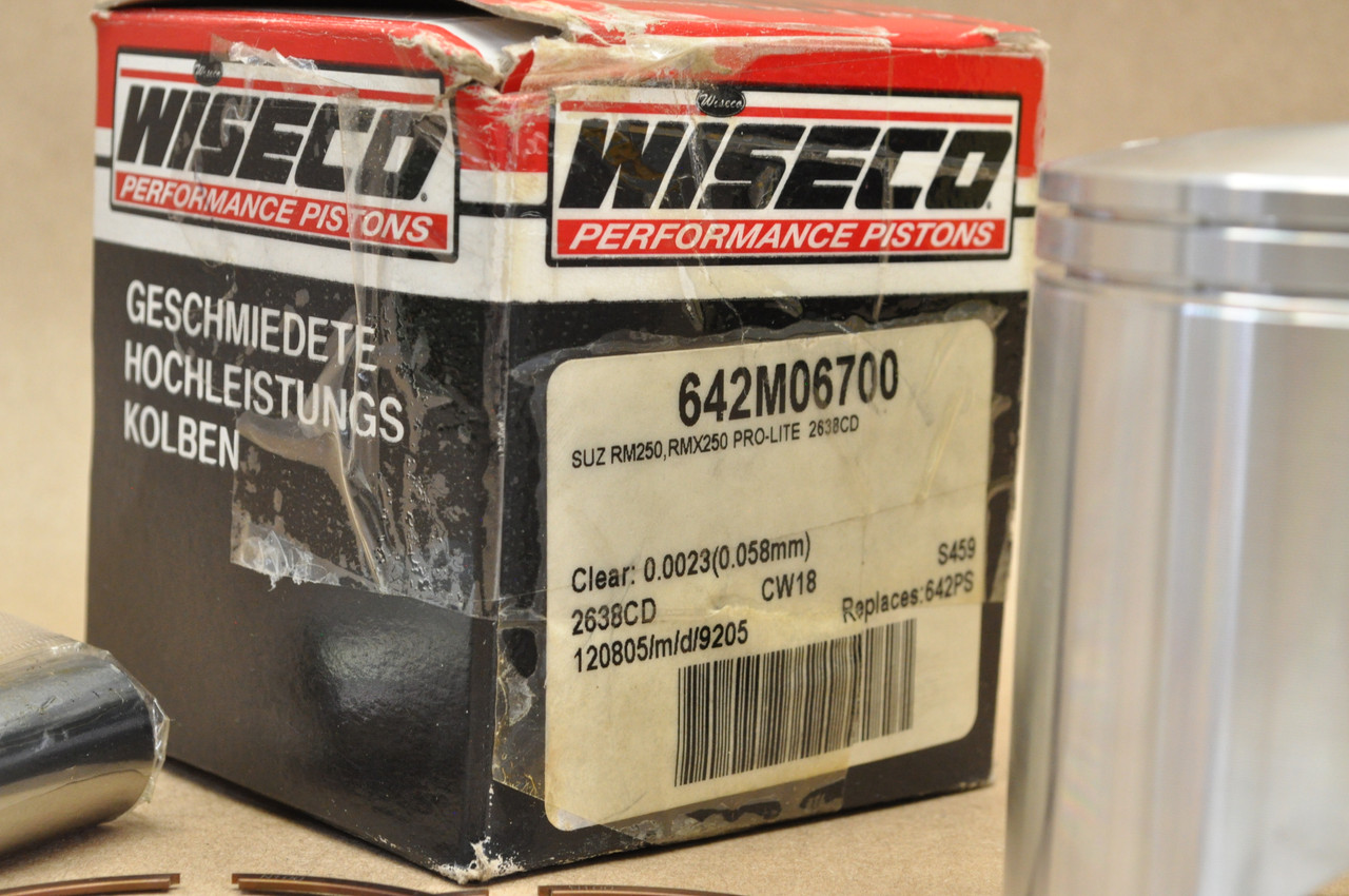 NOS Suzuki RM250 RMX250 Wiseco 67mm Piston, Rings, Pin & Clips Set 642M06700