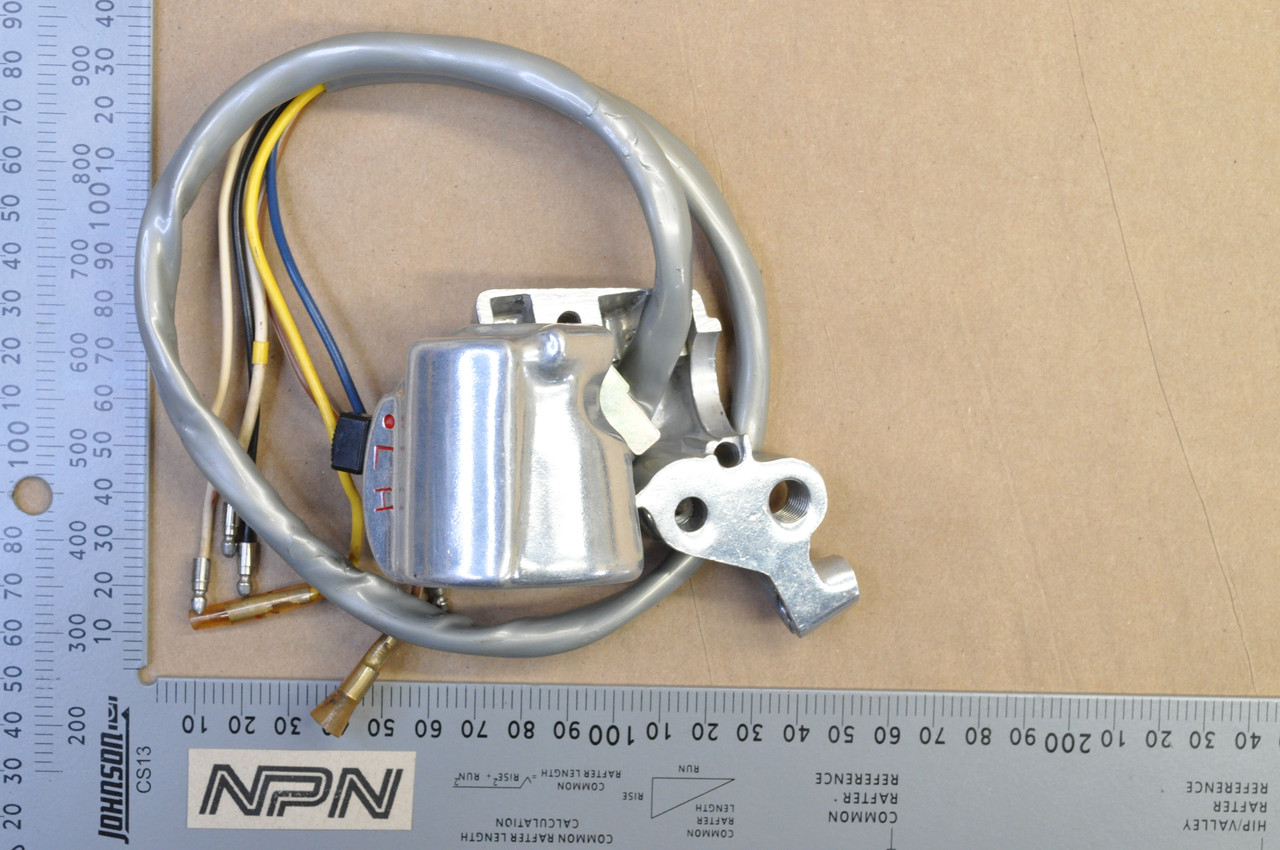 NOS Honda CL175 CL125 A Right Handlebar Light Lo Hi Dimmer Switch 35300-307-670