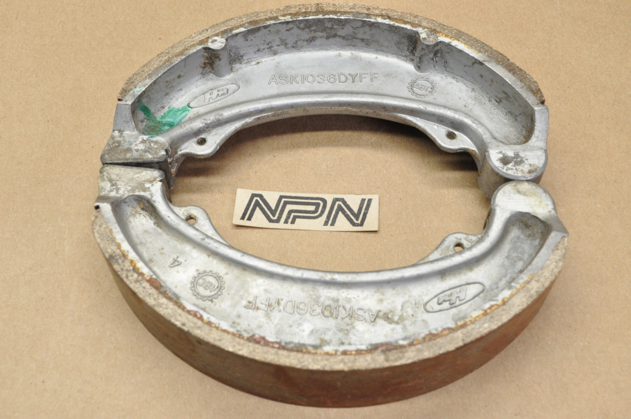 NOS Honda CA175 CB175 CL175 CL200 SL350 Front Brake Shoe Pad Set 45120-354-670