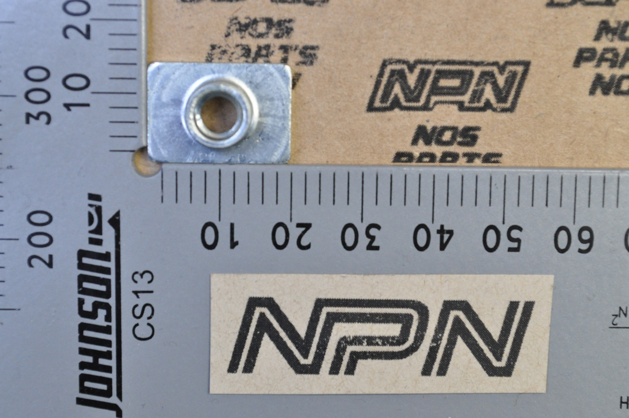 NOS Honda 1986 TRX350 Fourtrax Fender Mud Guard Nut 90307-HA7-670