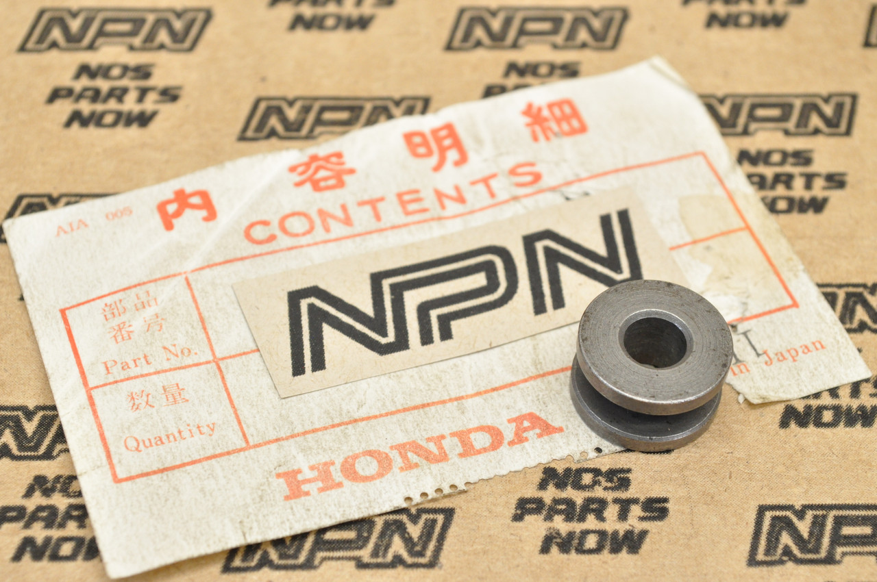 NOS Honda QA50 K0-K3 Gear Shift Pawl Shaft Flange 24206-083-000
