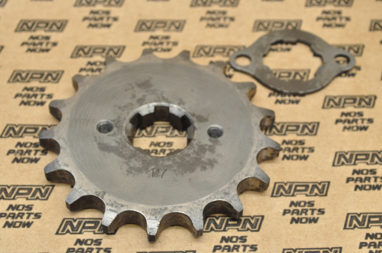 Vtg OEM Honda 82 CB650 CB6560SC Drive Sprocket 17T & Fixing Plate 23801-460-680