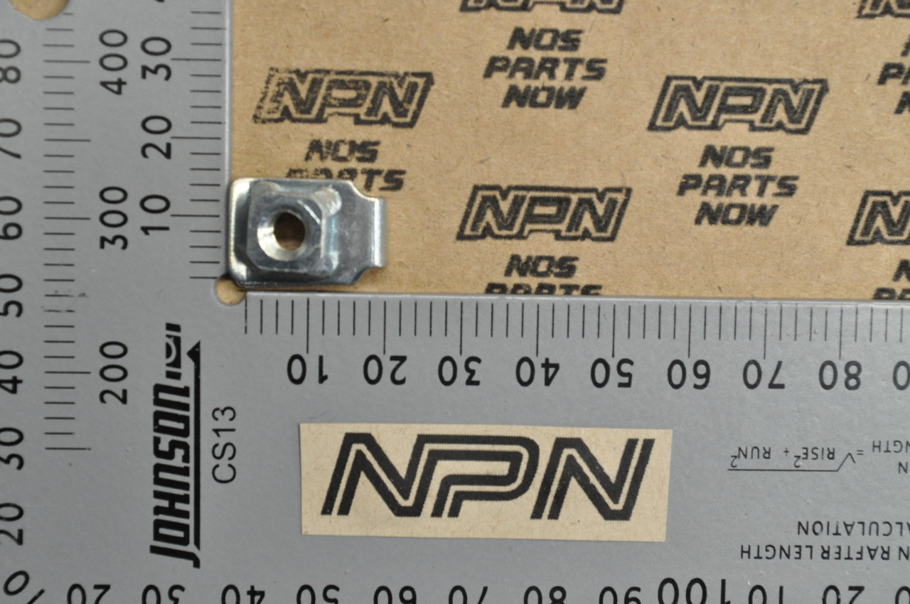 NOS Honda TRX350 XL250 XR200 XR250 XR500 Air Cleaner Setting Nut 17254-428-000