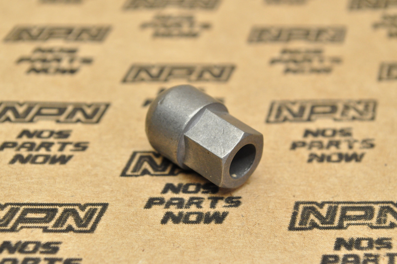 NOS Honda QA50 K0-K3 Valve Rocker Arm Pivot Nut 14451-081-000