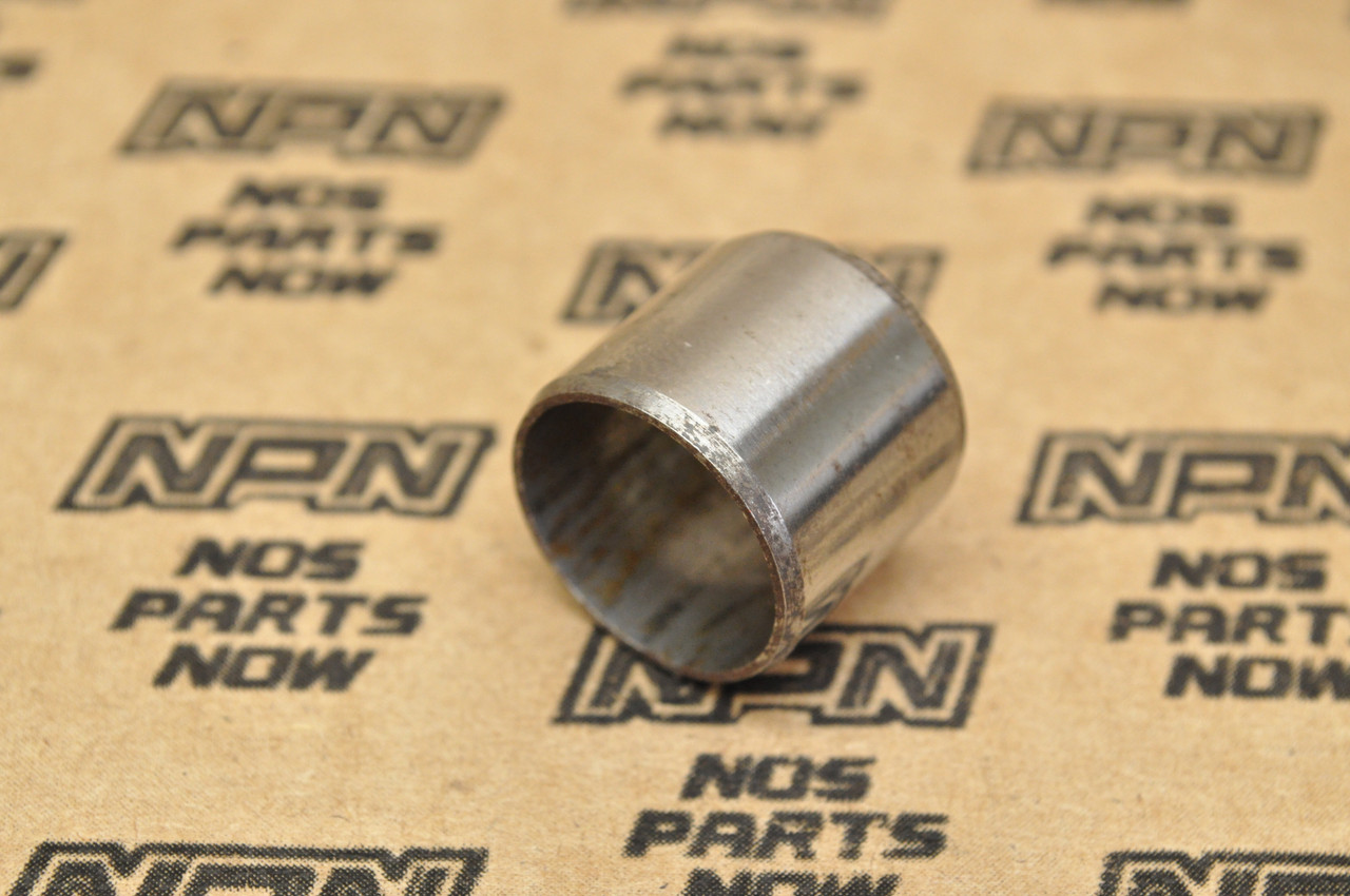 NOS Honda CB750A CB750F CB750 K0-78 CBX VTR250 Oil Passage Collar 15326-300-000