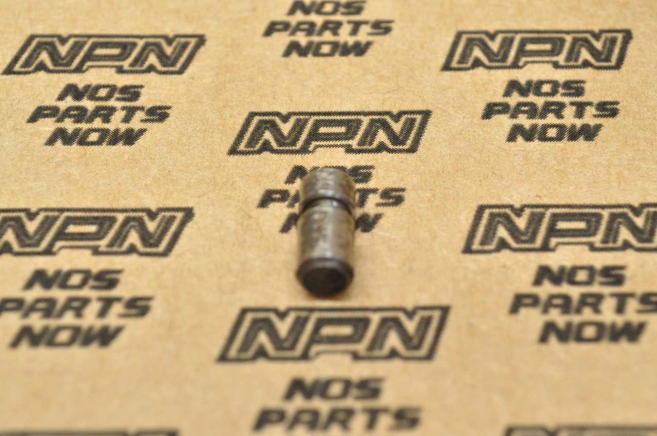 NOS Honda CL450 K0-K5 CB450 K1-K6 XL250 Gear Shift Fork Guide Pin 24261-292-000
