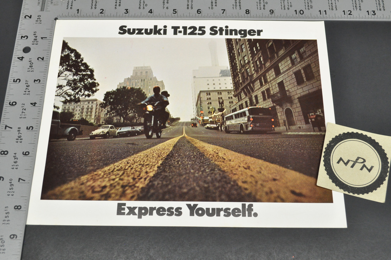 Vintage NOS 1969-70 Suzuki T125 Stinger Motorcycle Brochure Dealer Specs OEM
