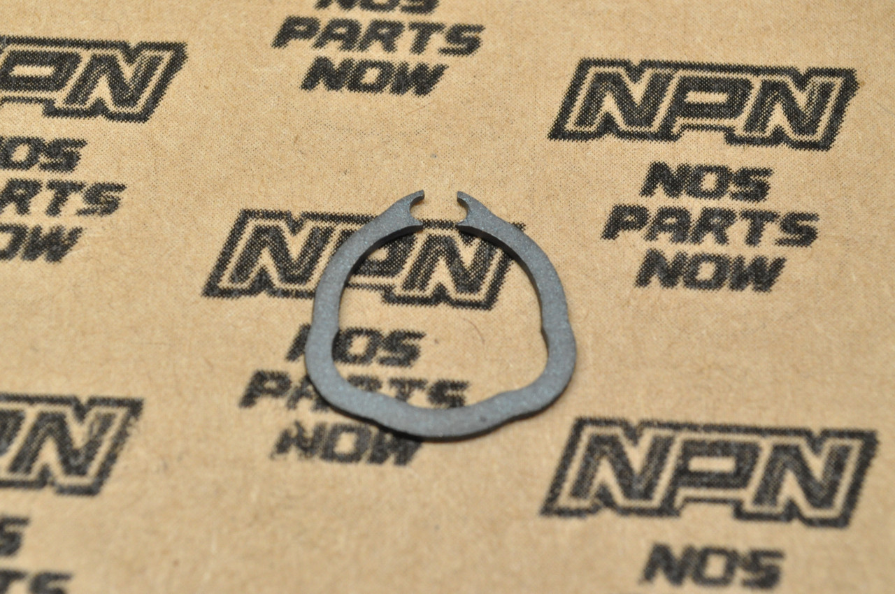 NOS Suzuki GSXR600 GSX-R600 Circlip 09380-16001