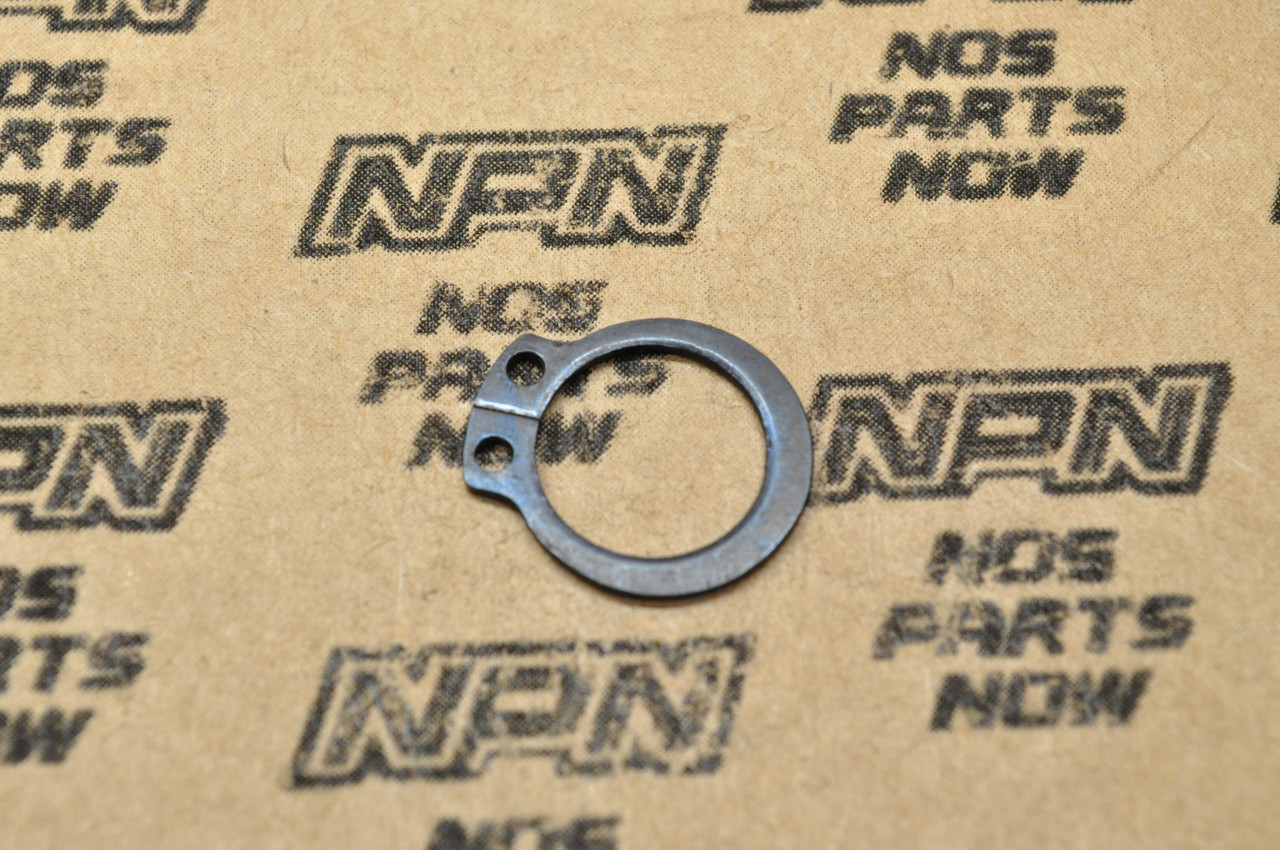NOS Honda CA72 CA77 CA95 CB72 CB77 CB92 Starter Motor Circlip 31203-253-003