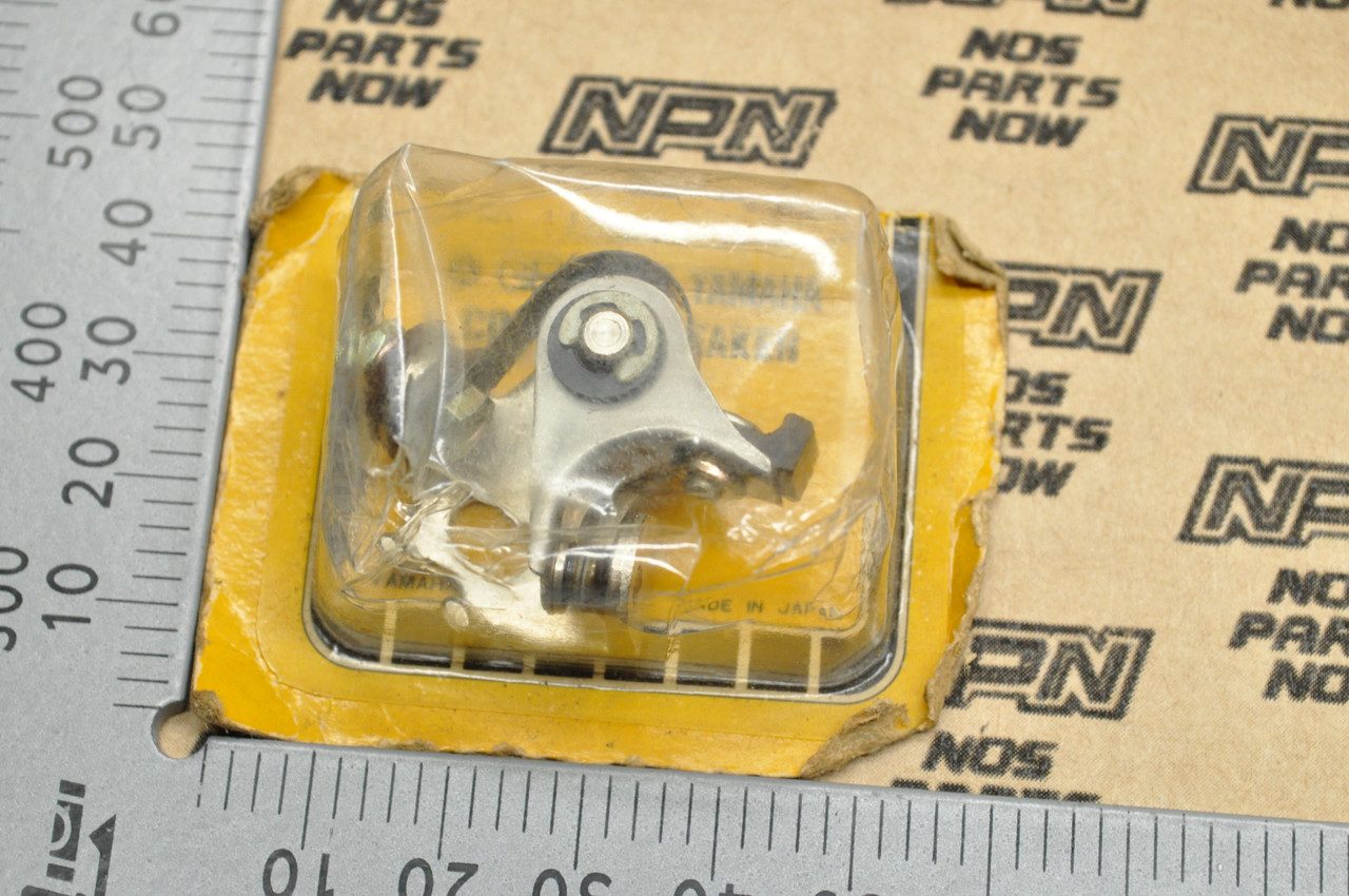 NOS Yamaha 1977 XS750 Ignition Points Contact Breaker 1J7-81622-10
