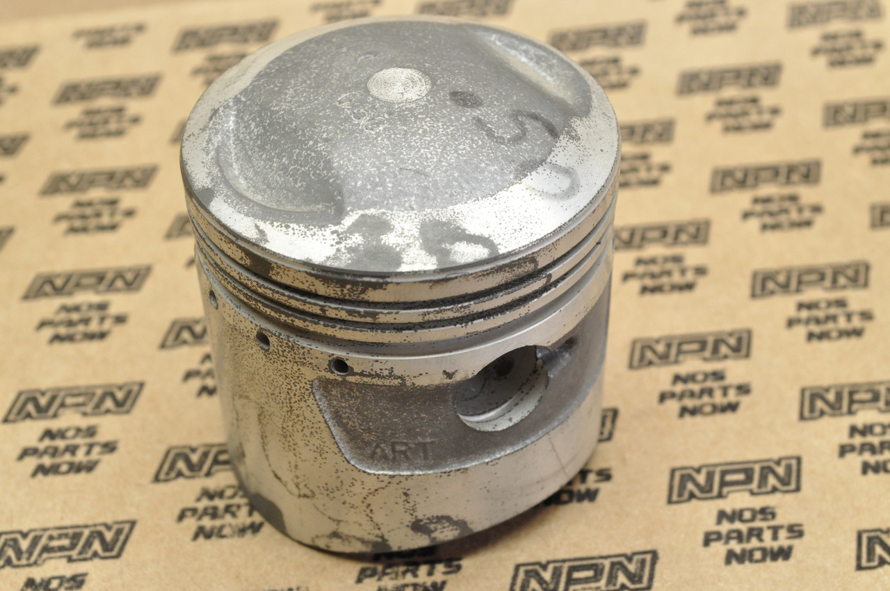 NOS Honda CA77 .50 Oversize Piston 13103-266-020