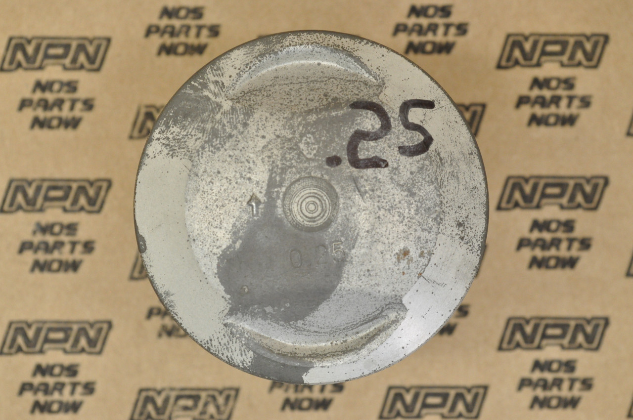 NOS Honda CA77 .25 Oversize Piston 13102-266-020
