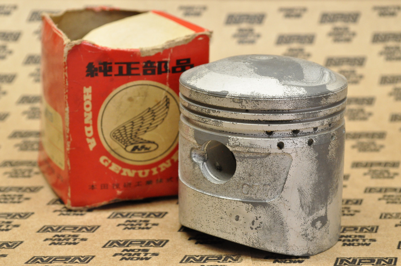 NOS Honda CA77 .25 Oversize Piston 13102-266-020
