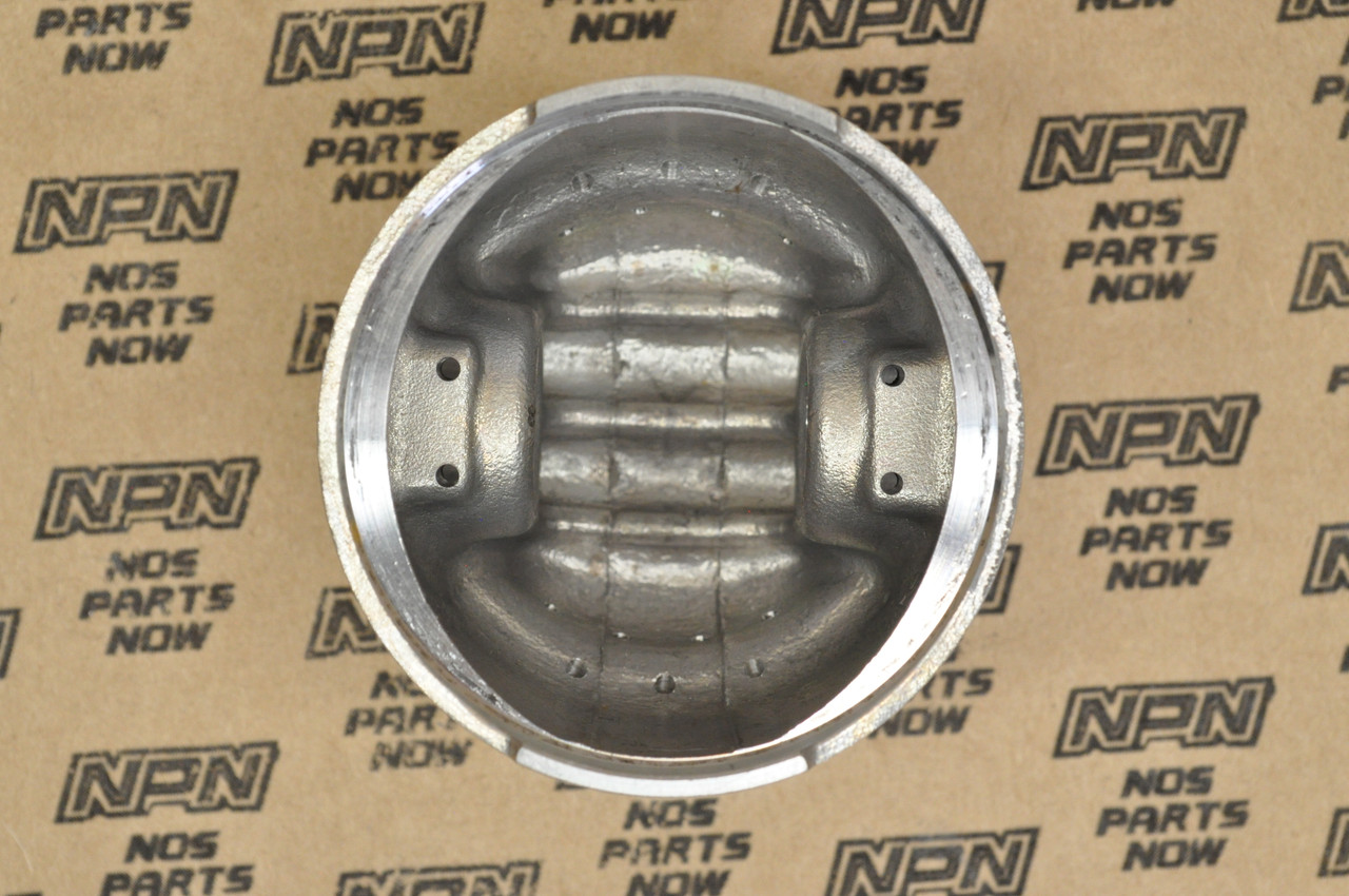 NOS Honda CB750 K0-1976 Top / Sakura Piston .75 Oversize 13104-300-030