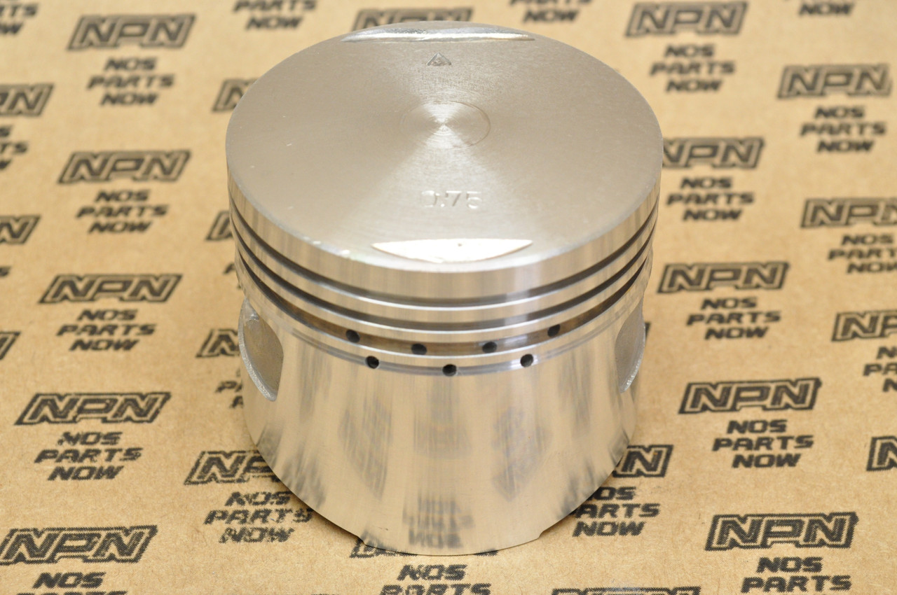 NOS Honda CB750 K0-1976 Top / Sakura Piston .75 Oversize 13104-300-030
