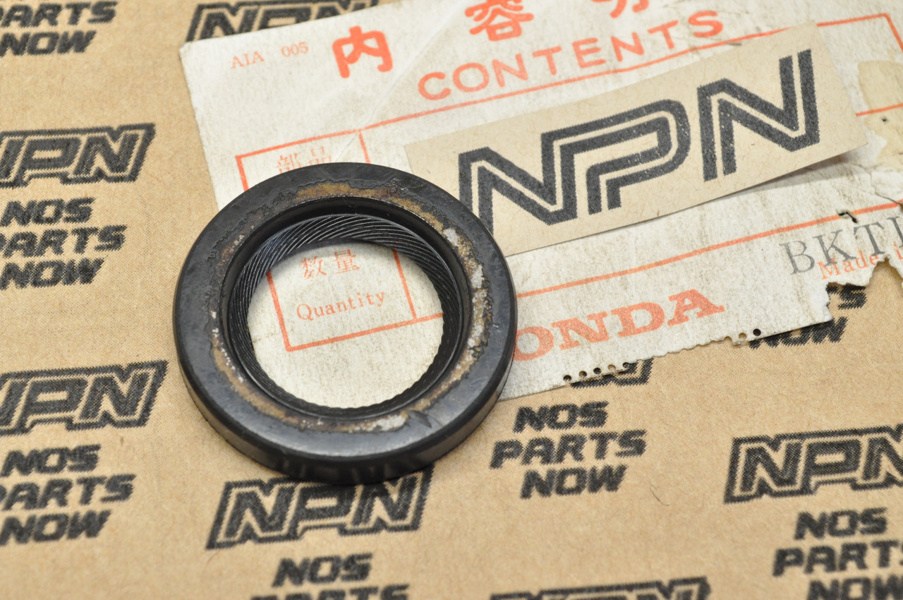 NOS Honda CB350 CH250 CJ360 CL350 CL360 CN250 SL350 Oil Seal 91202-312-003