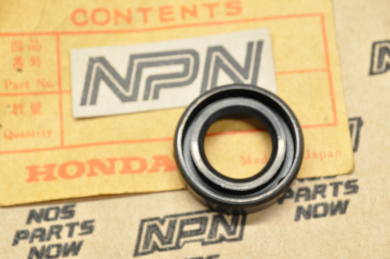 NOS Honda CL72 CL77 CA72 CA77 CB72 CB77 Shift Shaft Oil Seal 91202-250-000