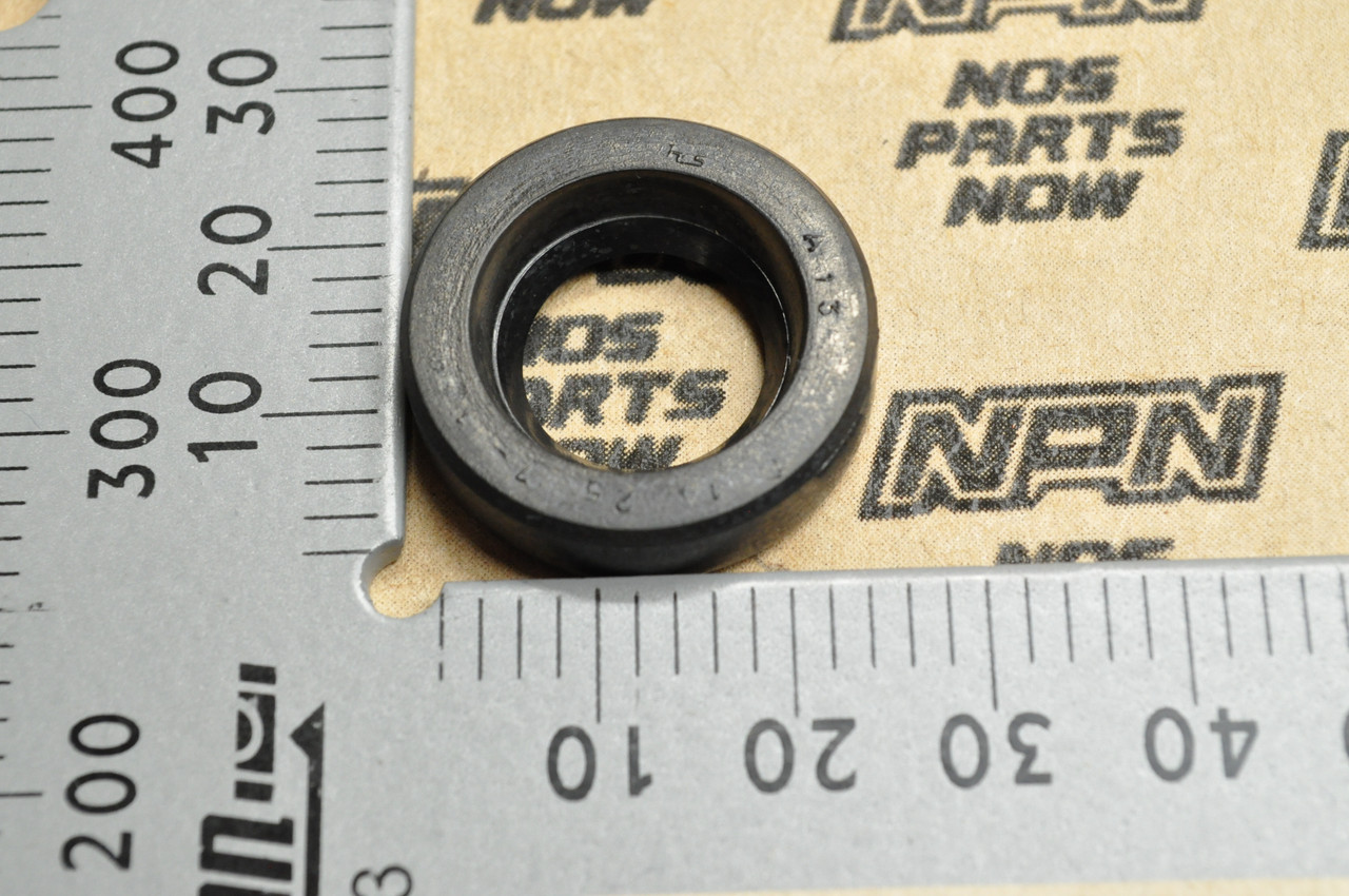 NOS Honda CL72 CL77 CA72 CA77 CB72 CB77 Shift Shaft Oil Seal 91202-250-000
