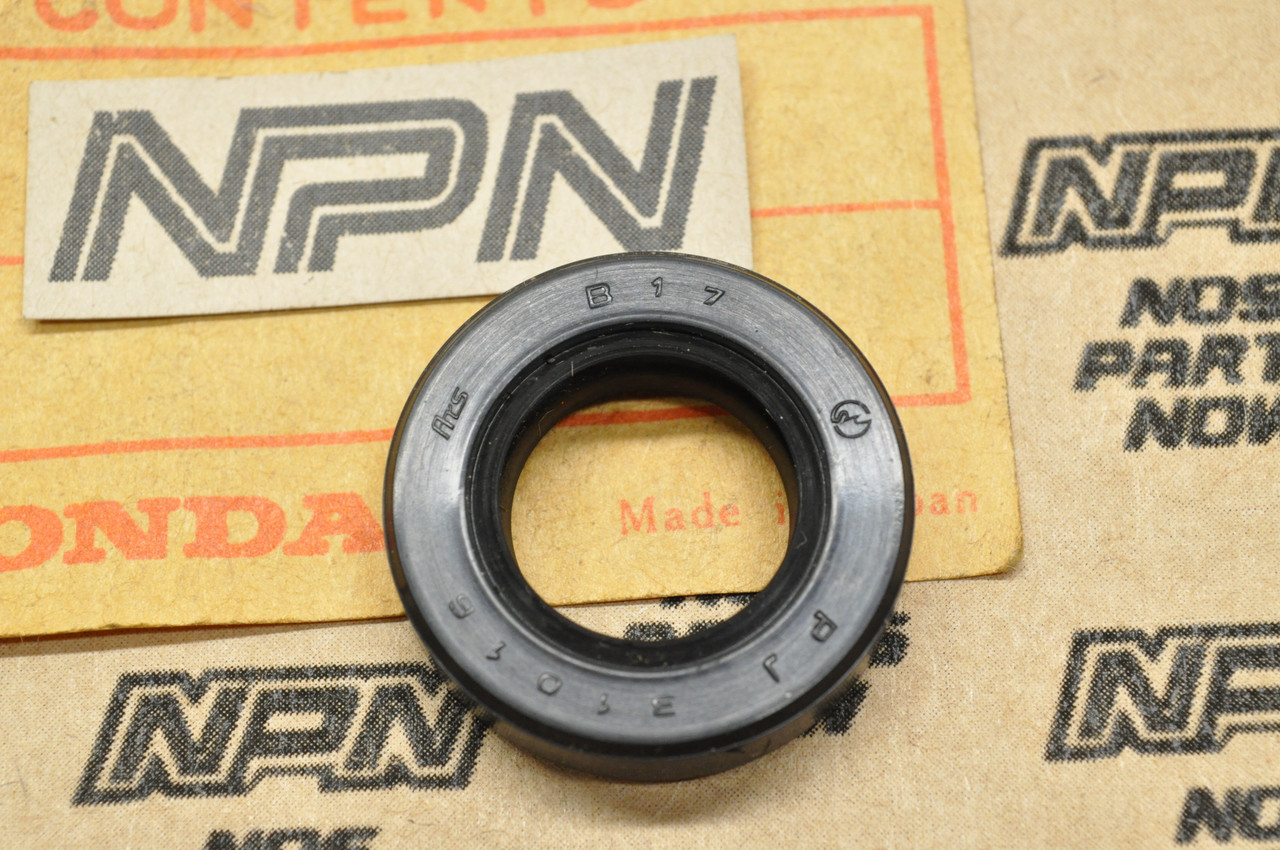 NOS Honda CB100 CB350 CB72 CB77 CL100 CL77 SL125 XL100 XR75 Seal 91204-259-000