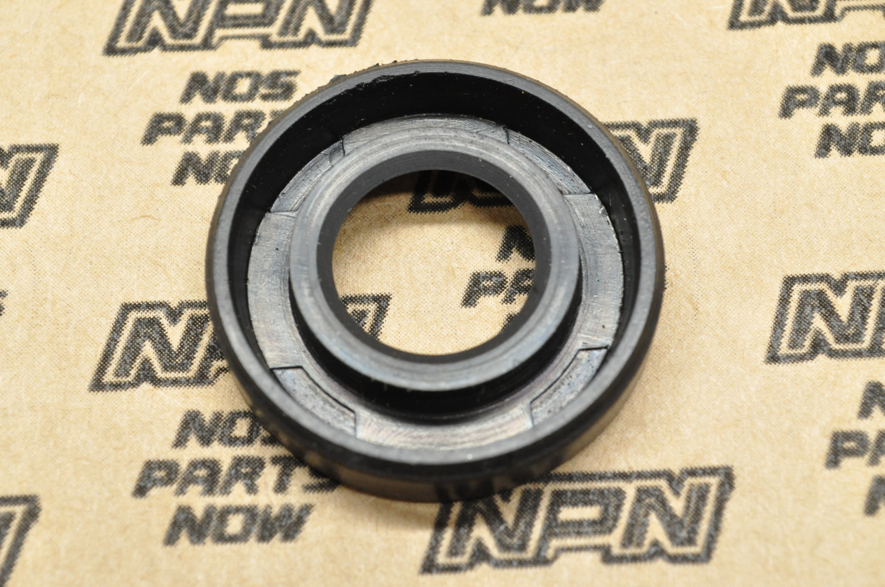 NOS Honda ST90 K0-K2 C100 C102 C105 T C110 THO Oil Seal 91204-001-000