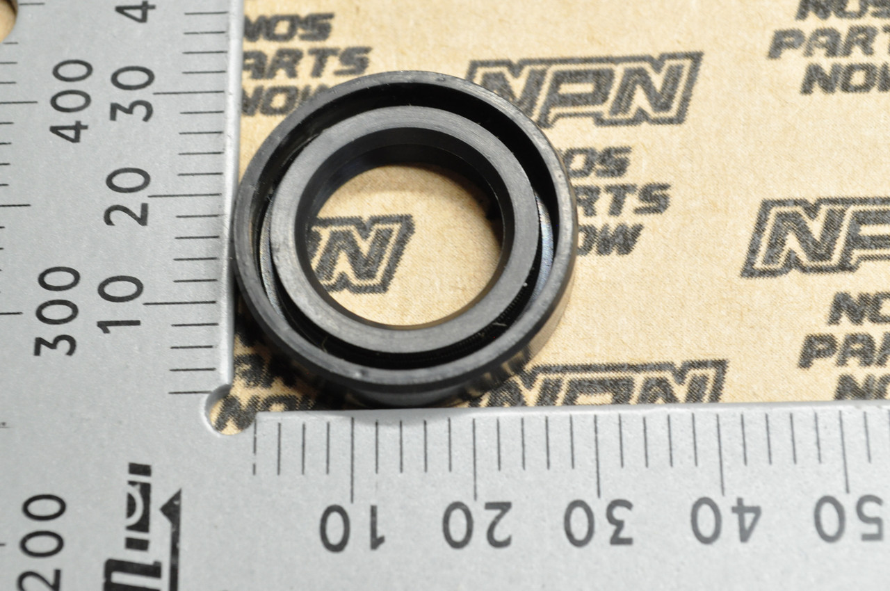 NOS Honda XR250 ATC250 CB750 CR250 GL1000 MR250 SL350 Oil Seal 91204-286-003