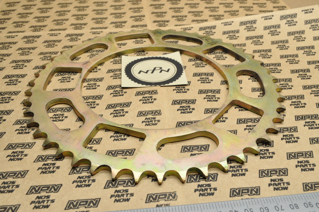NOS Honda ATC185 ATC200 ATC200E Sunstar Final Drive Sprocket 47T 41201-958-000