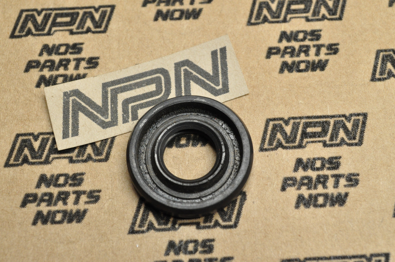 NOS Honda CA175 CB450 CB72 CB92 CL125 CL450 CL77 SL350 Oil Seal 91201-283-005