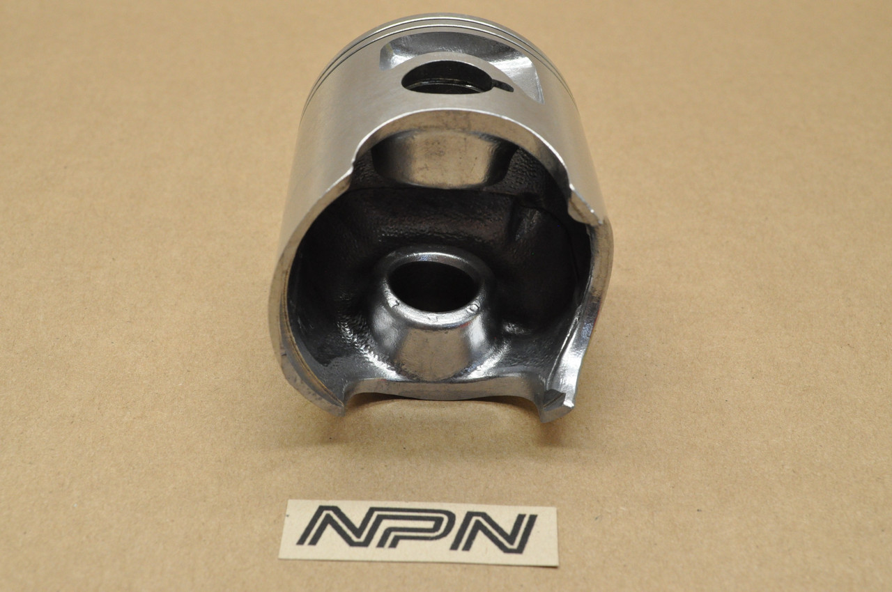 NOS Honda 1984 CR250 R .25 Oversize Piston 13102-KA4-740
