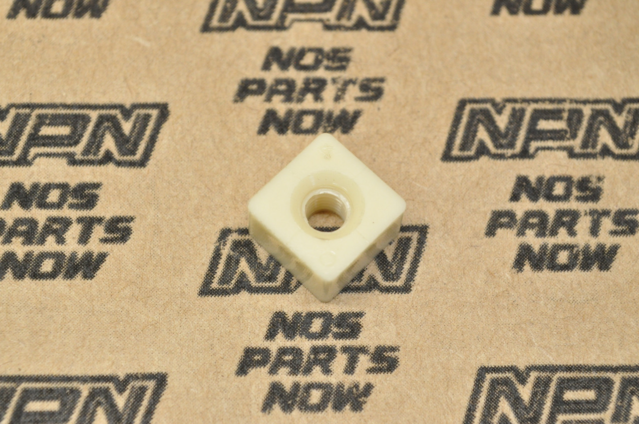 NOS Honda CH80 NB50 NH80 NQ50 SA50 SB50 SE50 Head Light Unit Nut 33128-GE8-671