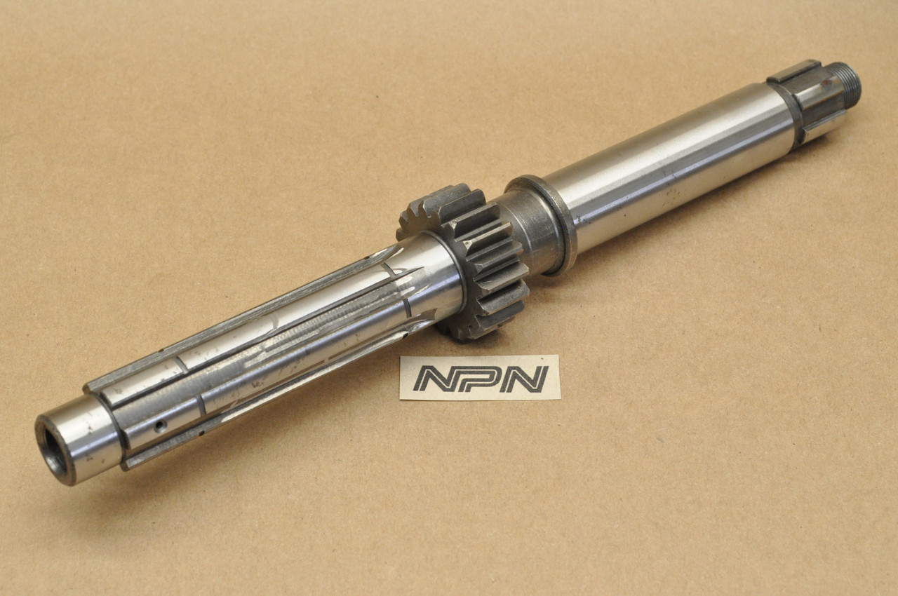 NOS Honda CB750 K0-1976 Transmission Main Shaft 18T 23210-300-000
