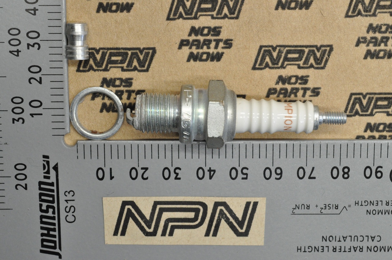 NOS Honda ATC110 CB77 CL72 CL90 CT90 SL90 Champion Spark Plug P-7G 98066-58717