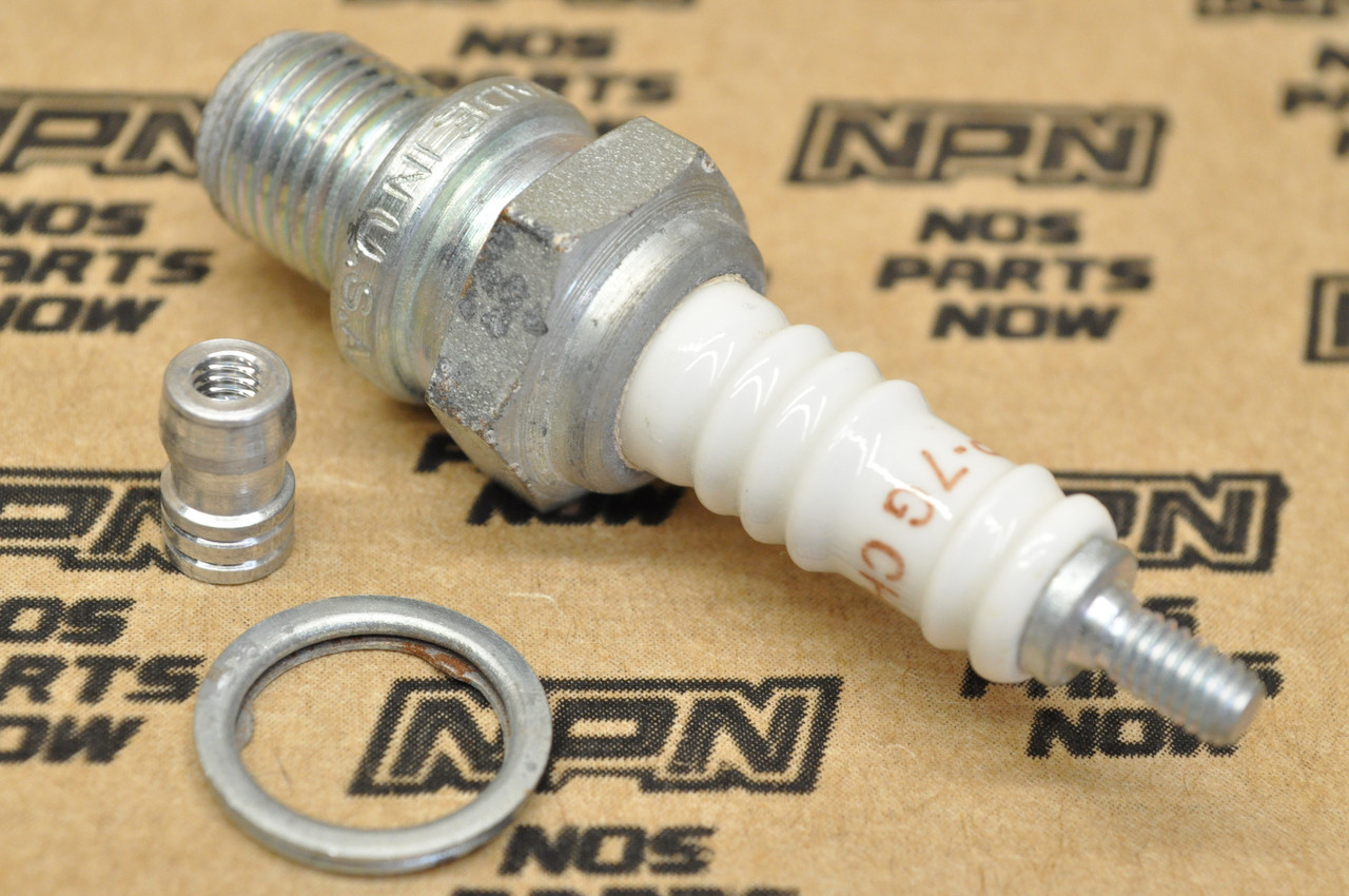 NOS Honda ATC110 CB77 CL72 CL90 CT90 SL90 Champion Spark Plug P-7G 98066-58717
