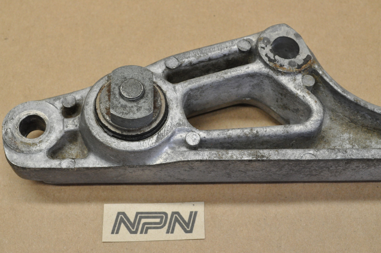 Vtg OEM Yamaha XS1100 XJ1100 Left Foot Rest Step Holder Bracket 3H3-27442-01