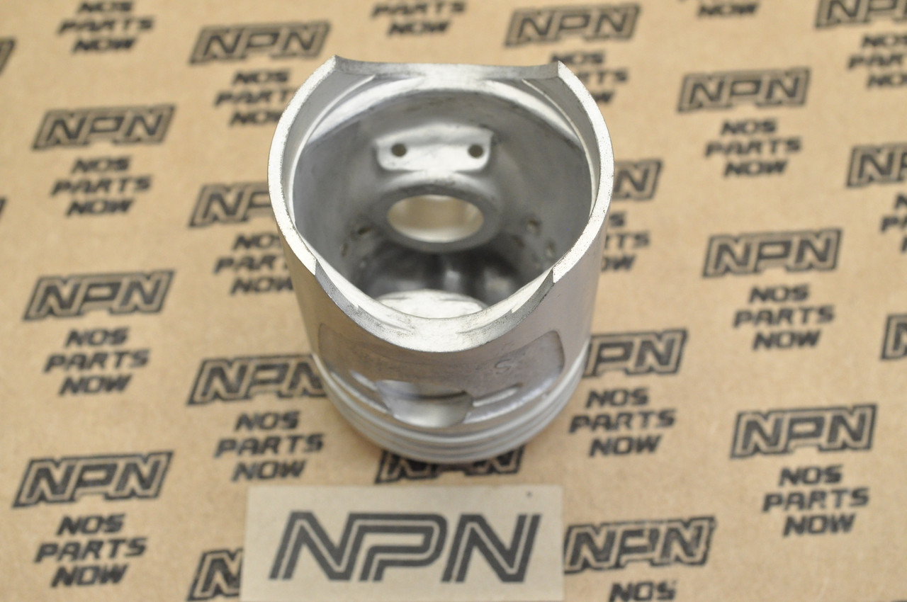 NOS Honda C110 CA110 Piston 1.00 Oversize 13105-011-010