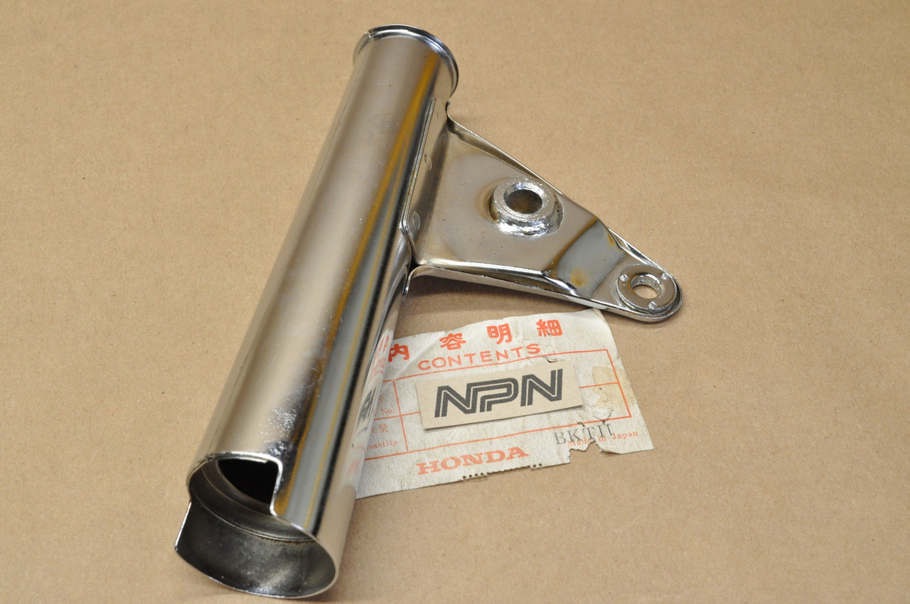 NOS Honda CB125 CL100 CL125 Fork Ear Cover Head Light Stay 51606-324-670 XW