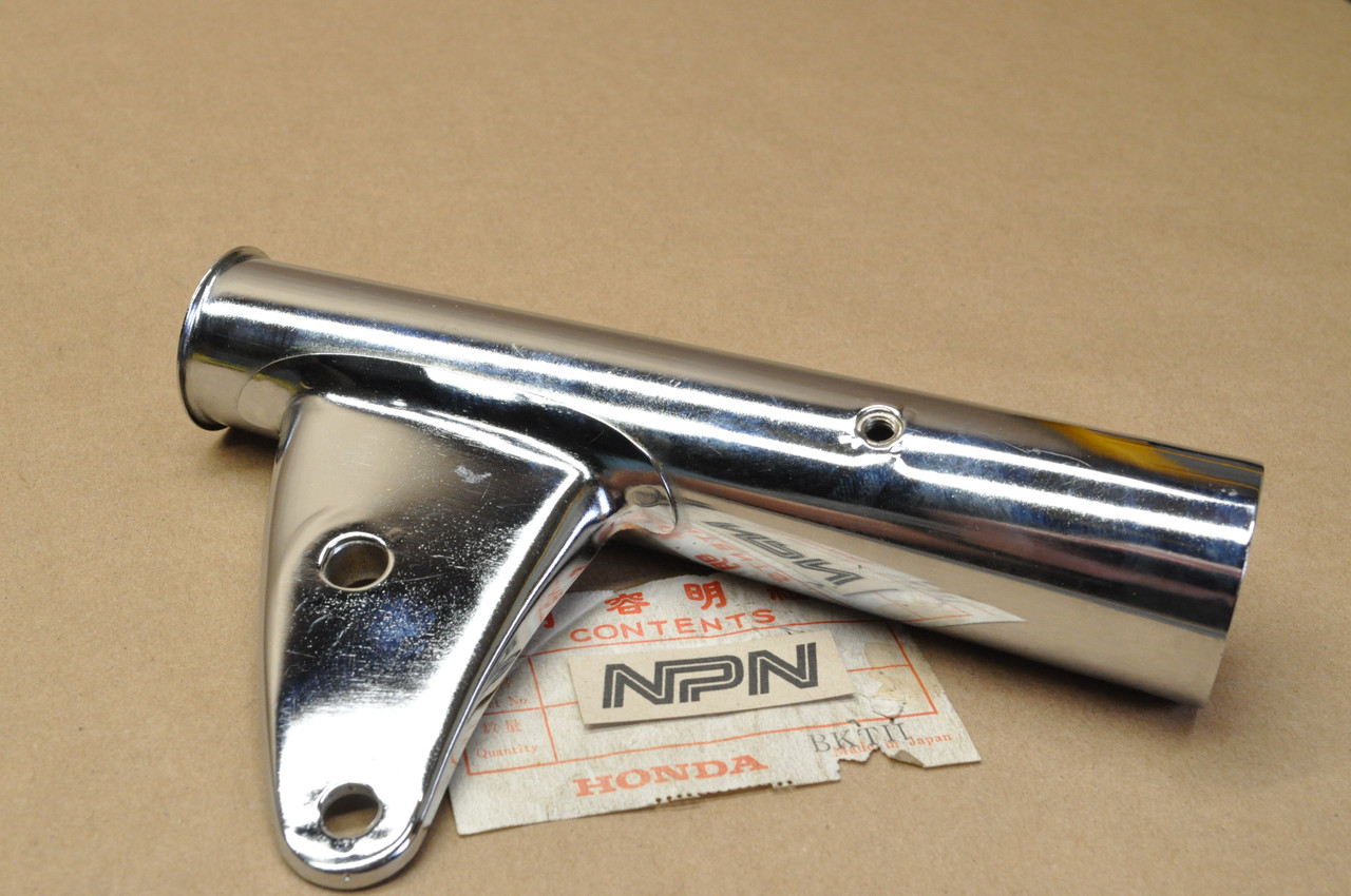 NOS Honda CB125 CL100 CL125 Fork Ear Cover Head Light Stay 51606-324-670 XW
