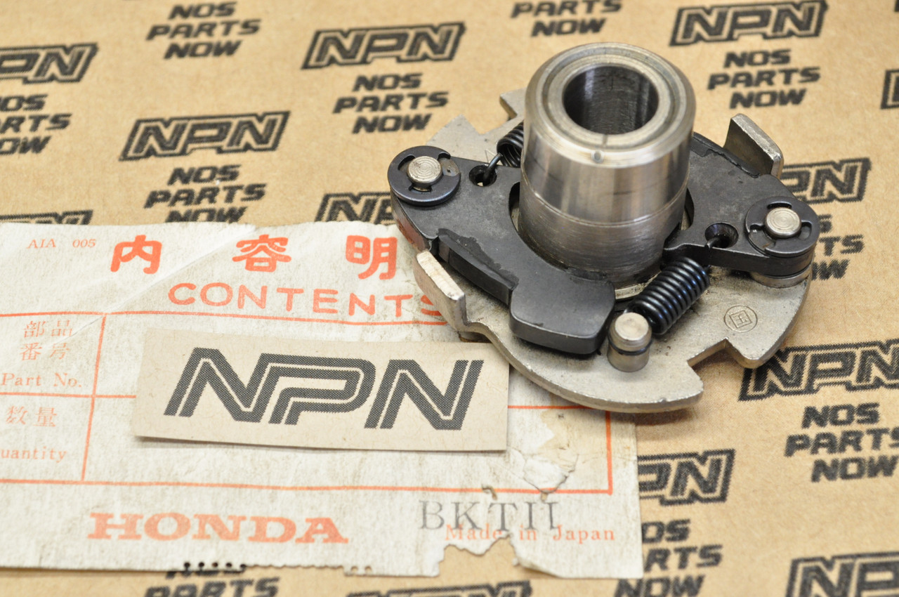 NOS Honda CB450 K0  Points Spark Advancer Advance Assembly 30220-283-003