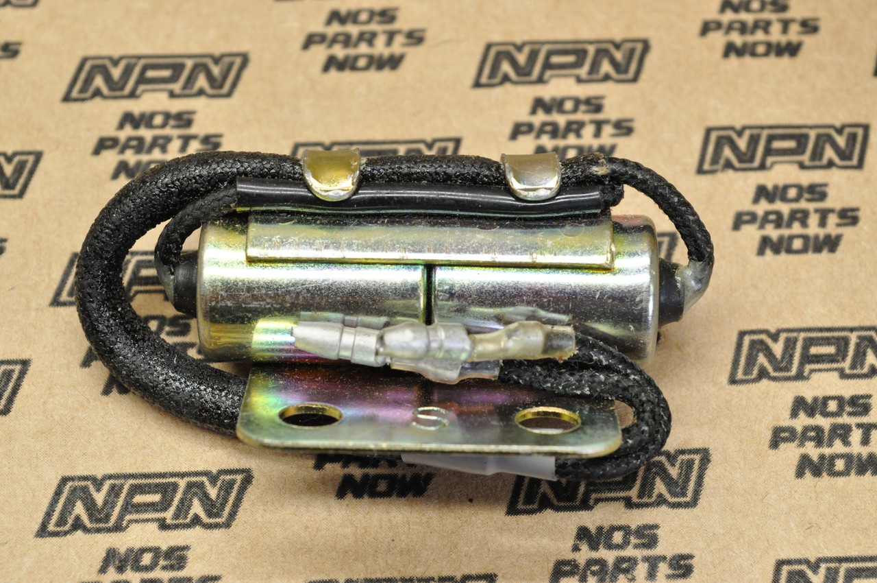 NOS Yamaha 1975-80 XS650 1974 TX650 Ignition Condenser 256-81625-10