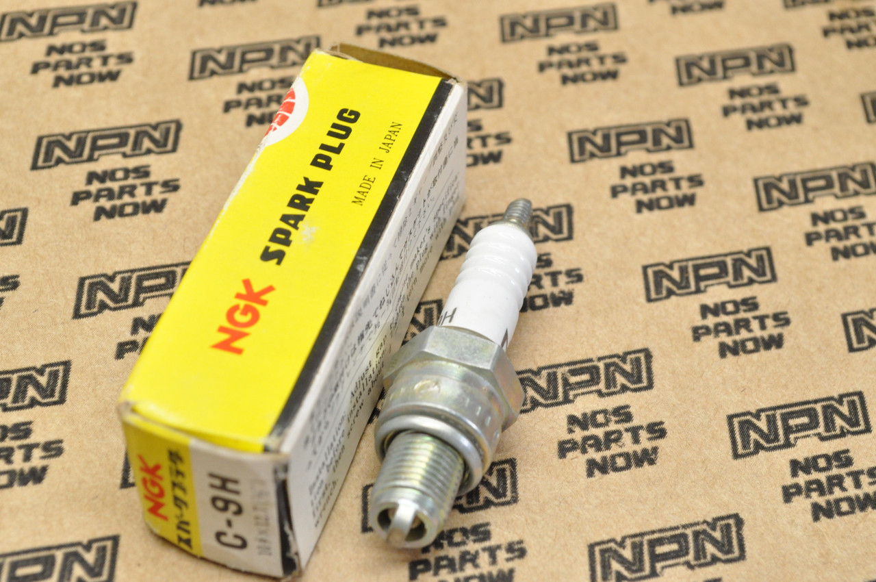 NOS Honda CM200 T CT70 XL100 S XR100 C70 NGK Spark Plug C-9H 98056-59710