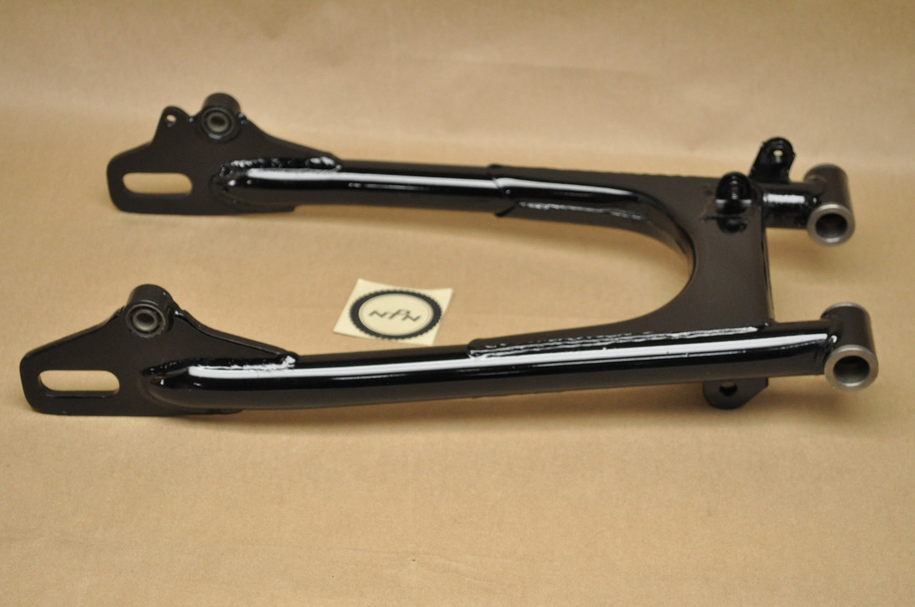 NOS Honda CB350 K2-K4 CB350G CL350 K2-K5 Rear Swing Arm Bracket 52100-317-000 B