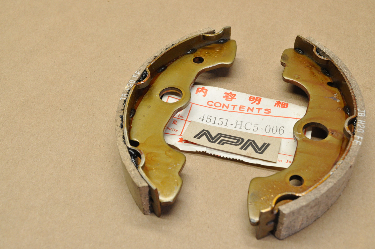 NOS Honda 1988, 1990-91 TRX300 Front Brake Shoe Pad Set for 1 Hub 45151-HC5-006