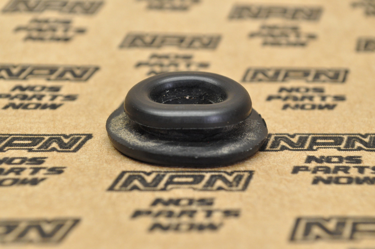 Vtg OEM Honda CB400 CX650 GL1500 TRX350 VF700 VF750 VT750 Grommet 83551-GE2-000