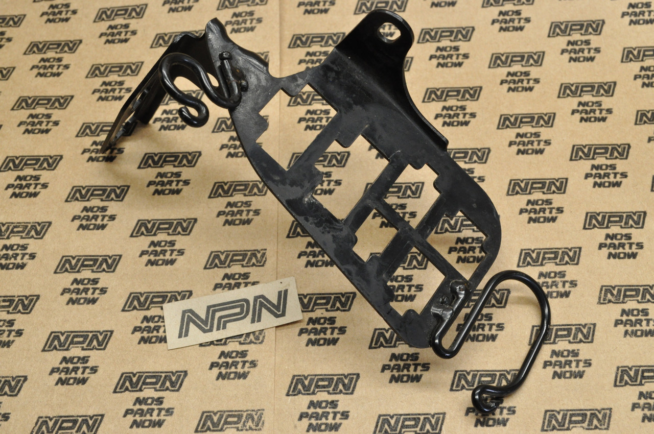 Vtg OEM Honda 1984 VF1000 F Wire Harness Connector Coupler Bracket 61312-MB6-000