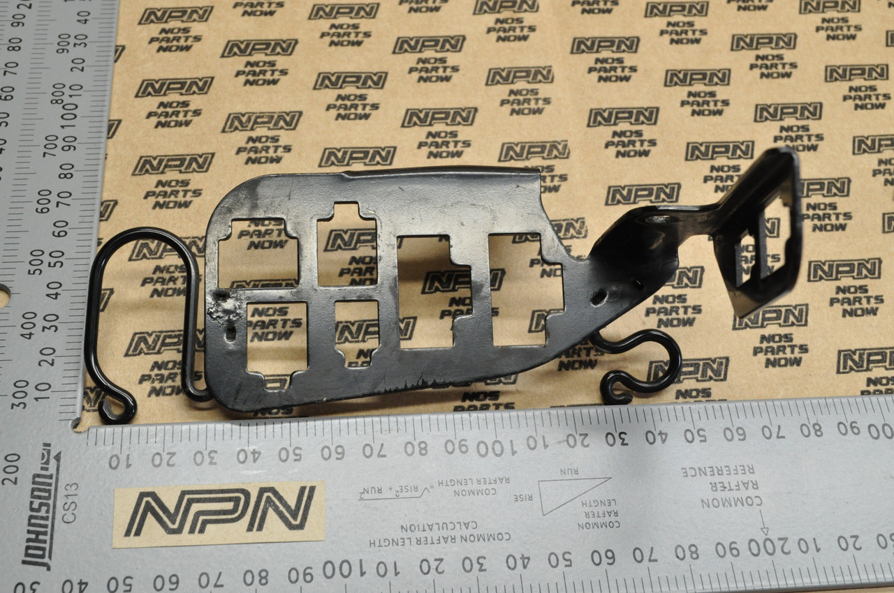 Vtg OEM Honda 1984 VF1000 F Wire Harness Connector Coupler Bracket 61312-MB6-000