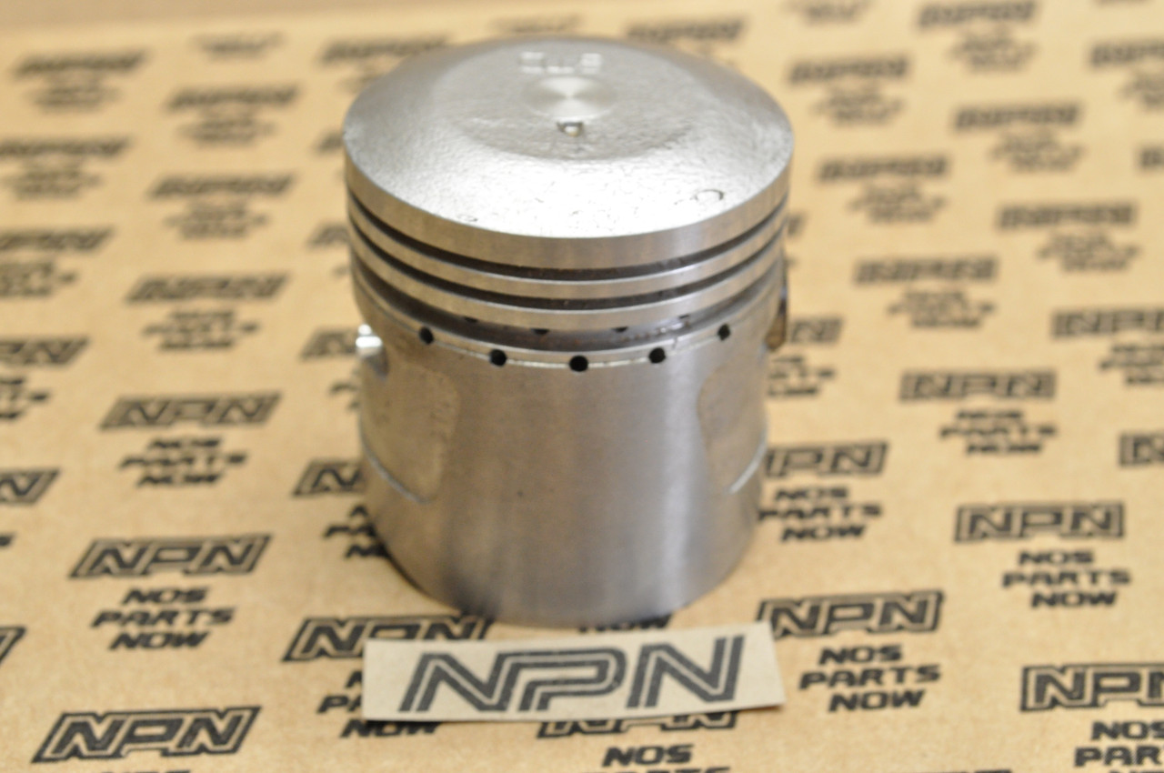 NOS Honda CT200 CA200 C200 Standard Size Piston w/ Pin 13101-030-000