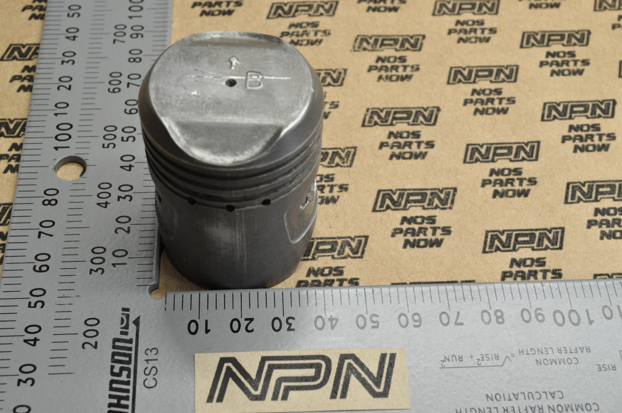 NOS Honda CA100 C100 Piston .25 Oversize 13102-001-020