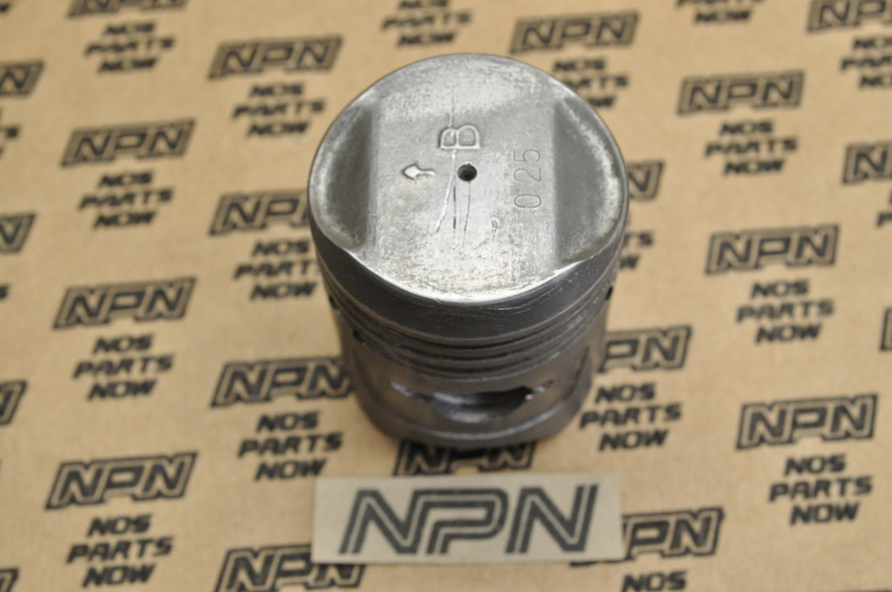 NOS Honda CA100 C100 Piston .25 Oversize 13102-001-020